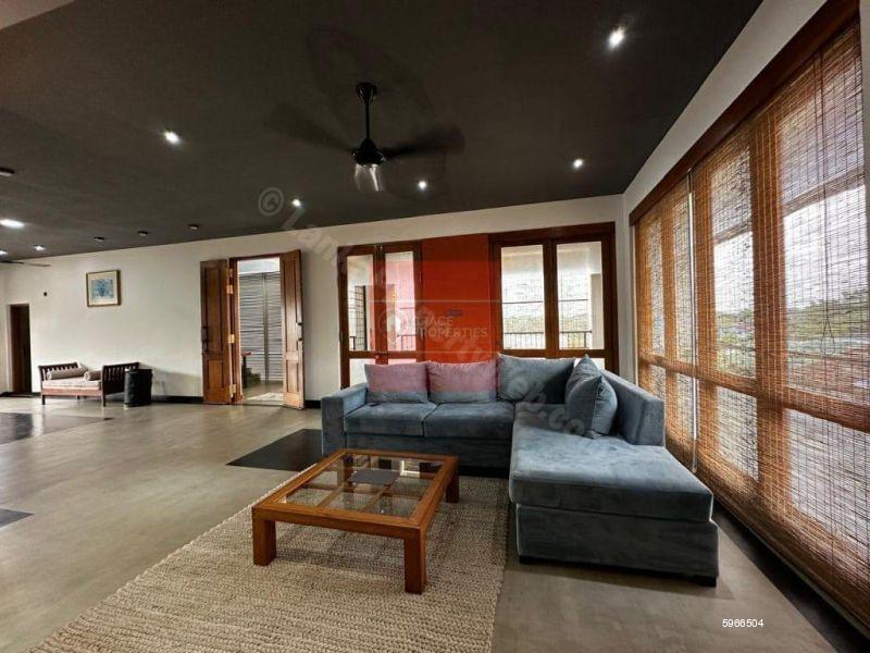 Living Room - House for rent in Battaramulla