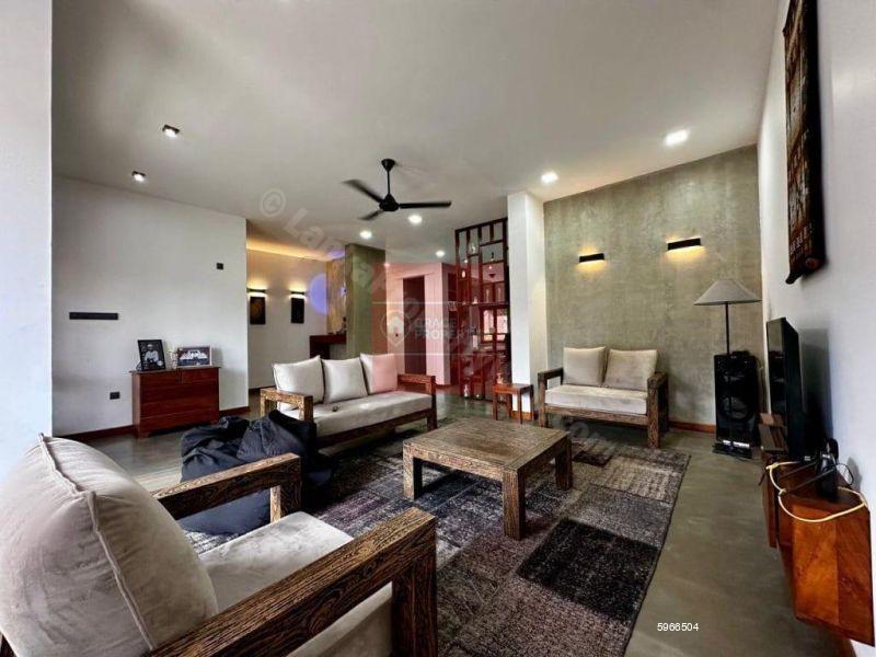 Living Room - House for rent in Battaramulla