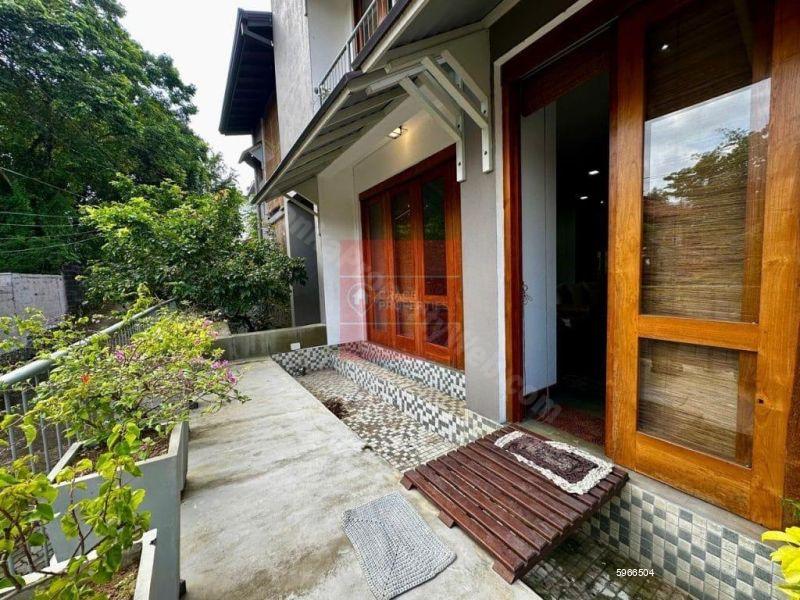 Exterior - House for rent in Battaramulla