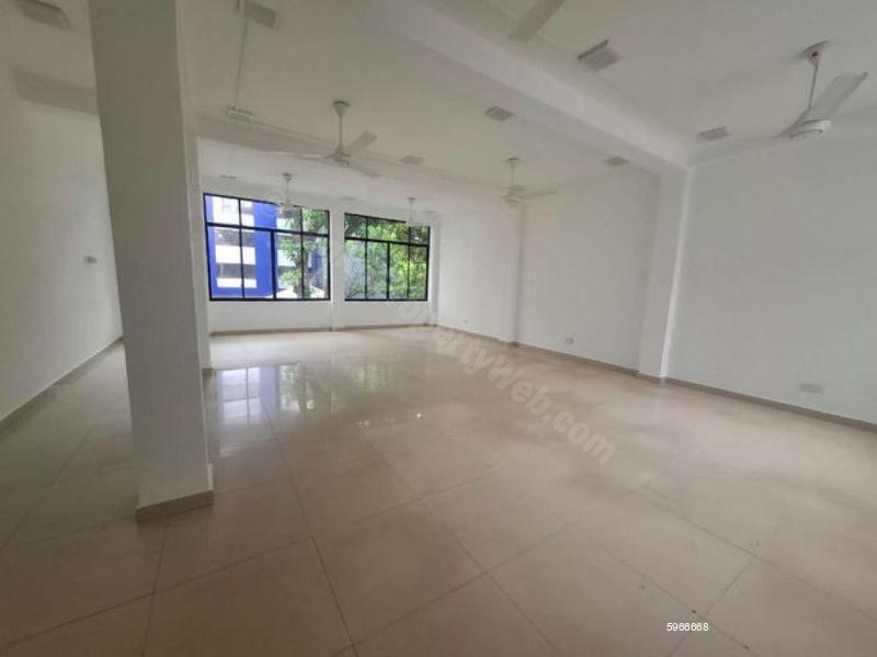 Commercial for rent in Colombo 3