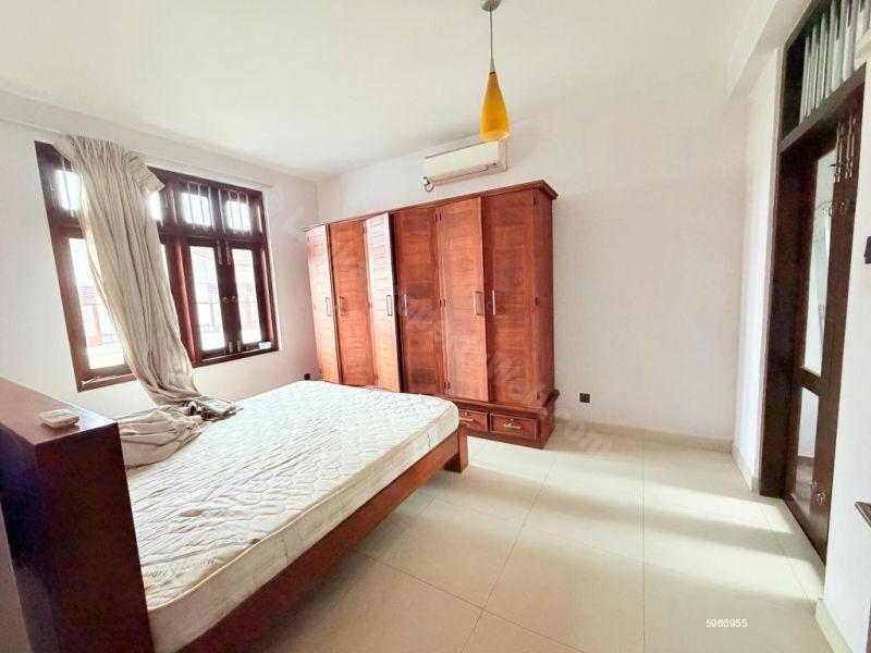 Bedroom - House for rent in Battaramulla