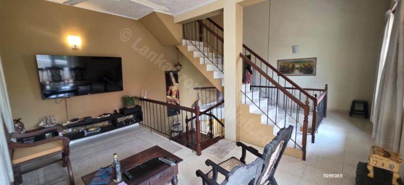 House for sale in Rajagiriya