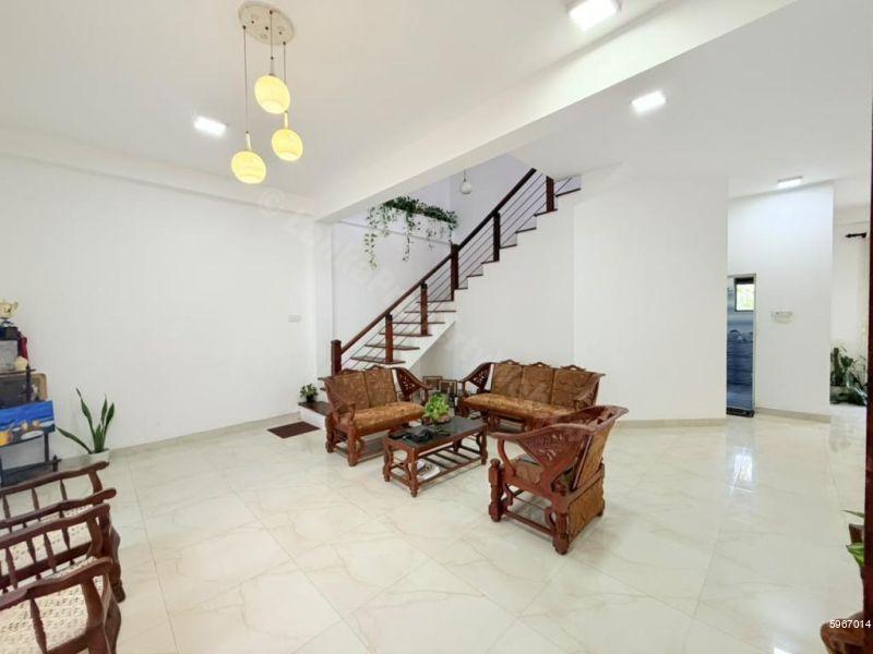 House for sale in Battaramulla