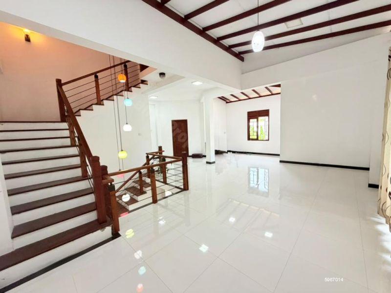 House for sale in Battaramulla