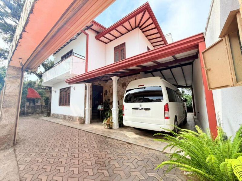 House for sale in Battaramulla