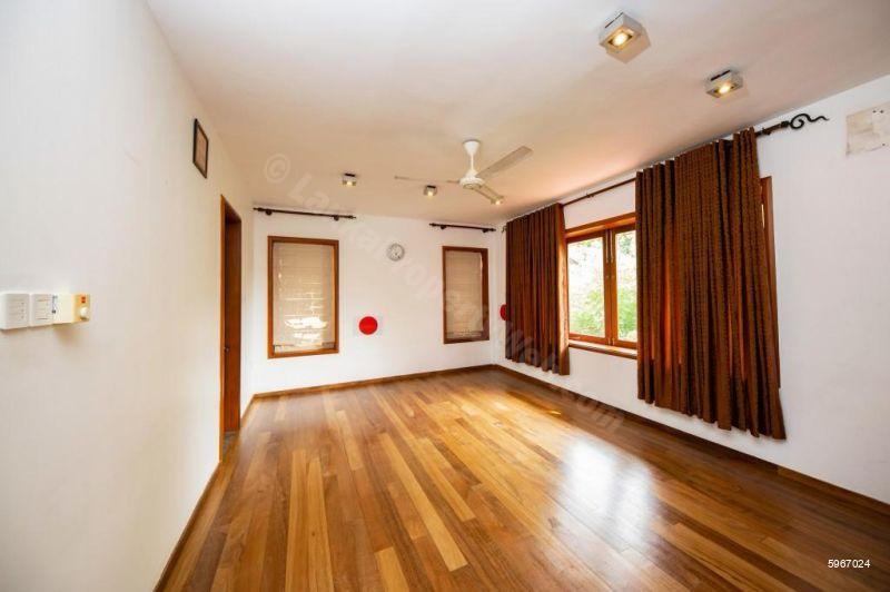 House for sale in Nugegoda