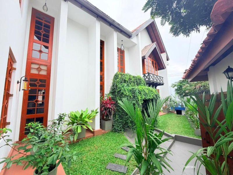 House for sale in Nawala