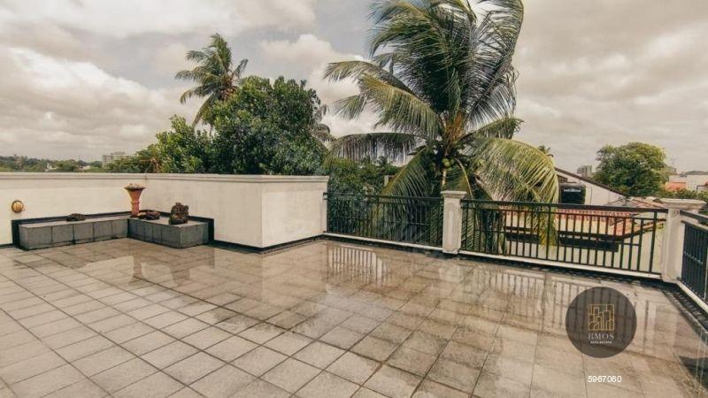 House for sale in Thalawathugoda