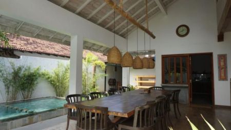 Dining room - Luxury 5 Bedroom Villa 5 Minutes’ Walk to Mirissa Beach - LIP 026