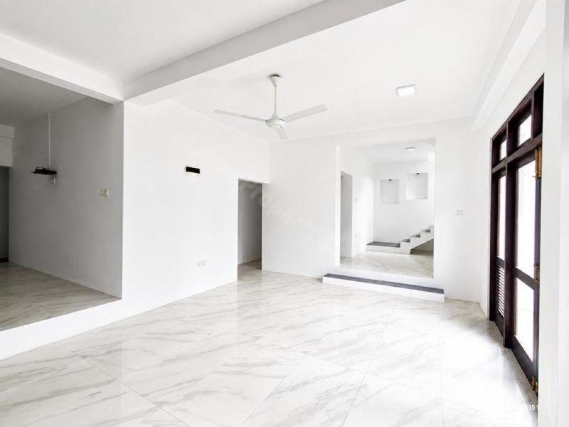 House for sale in Malabe