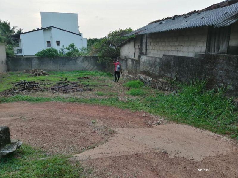 Bare Land for sale in Thalawathugoda