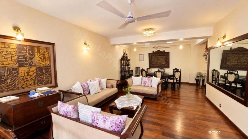House for sale in Colombo 5