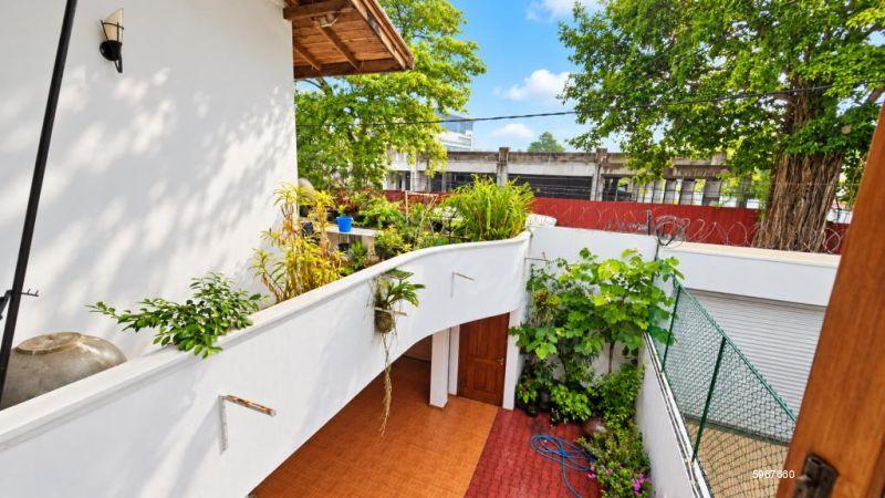 House for sale in Colombo 5