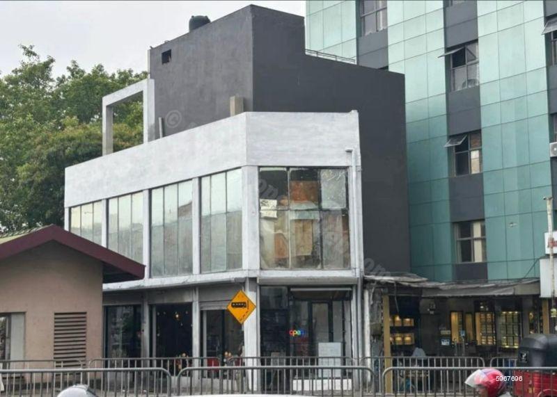 Commercial for rent in Colombo 8