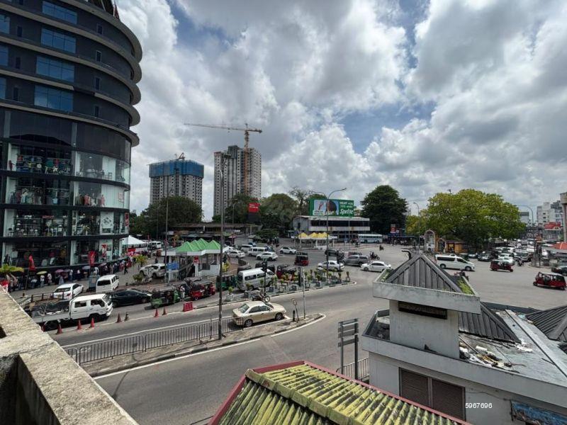 Commercial for rent in Colombo 8