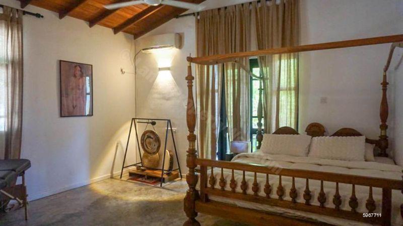 Villa for sale in Galle