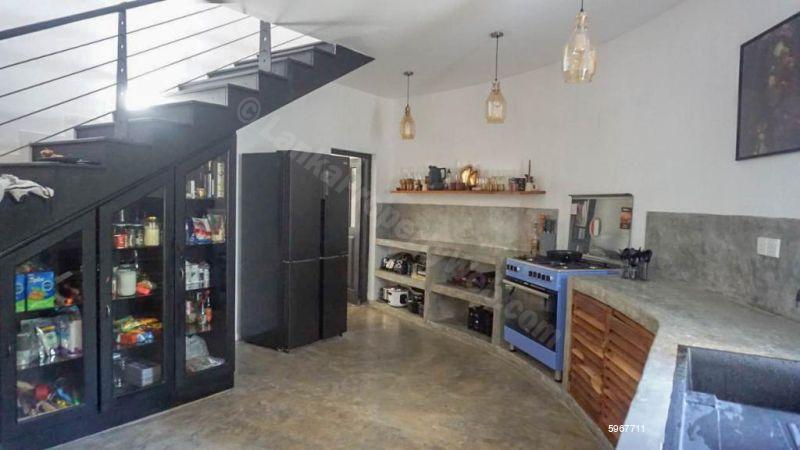 Kitchen - Villa for sale in Galle