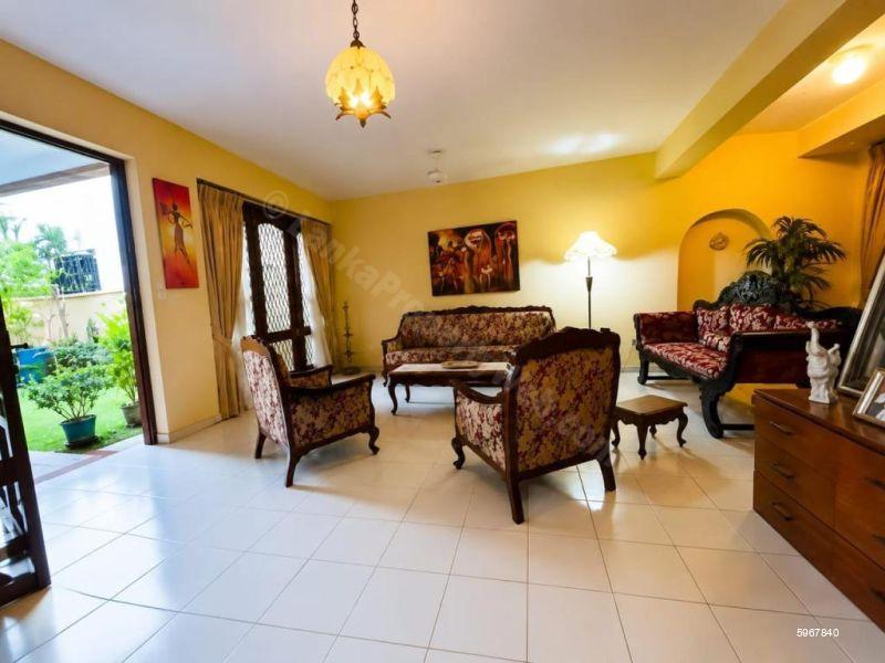 Living Room - House for sale in Colombo 8