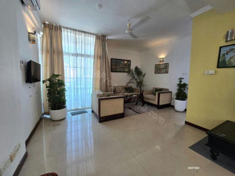 Living Room - Apartment for sale in Colombo 5