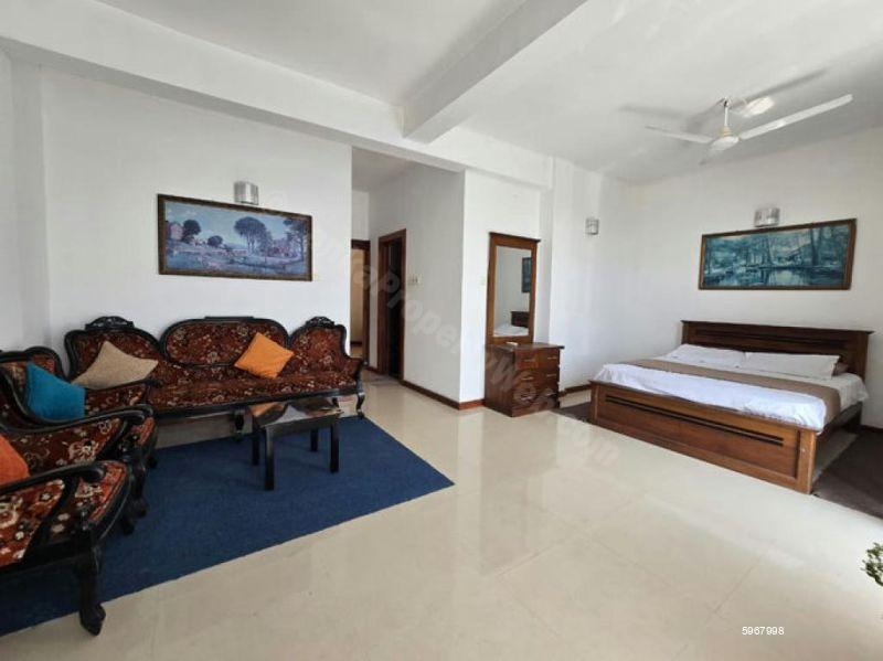 Living Room - Apartment for sale in Colombo 5