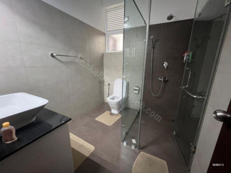 Bathroom - House for sale in Moratuwa