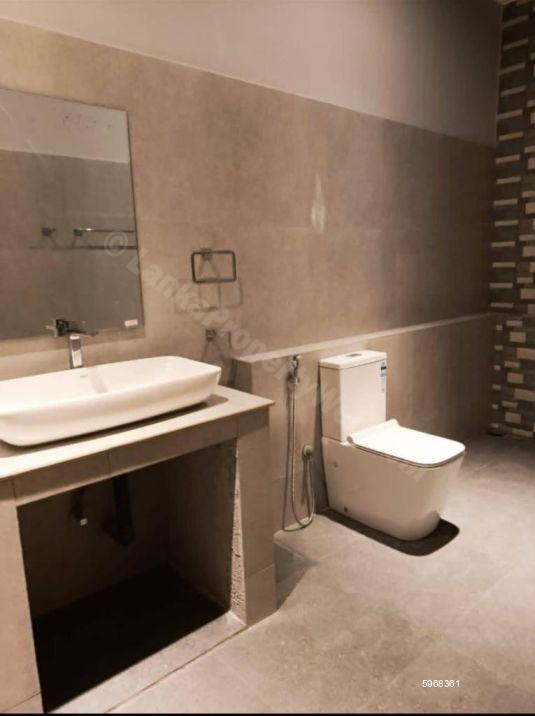 Bathroom - House for rent in Piliyandala
