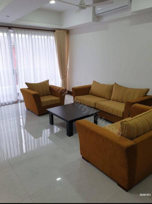 Living Room - Apartment for rent in Colombo 3