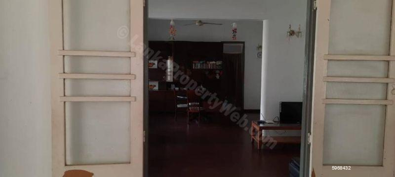 House for sale in Nugegoda