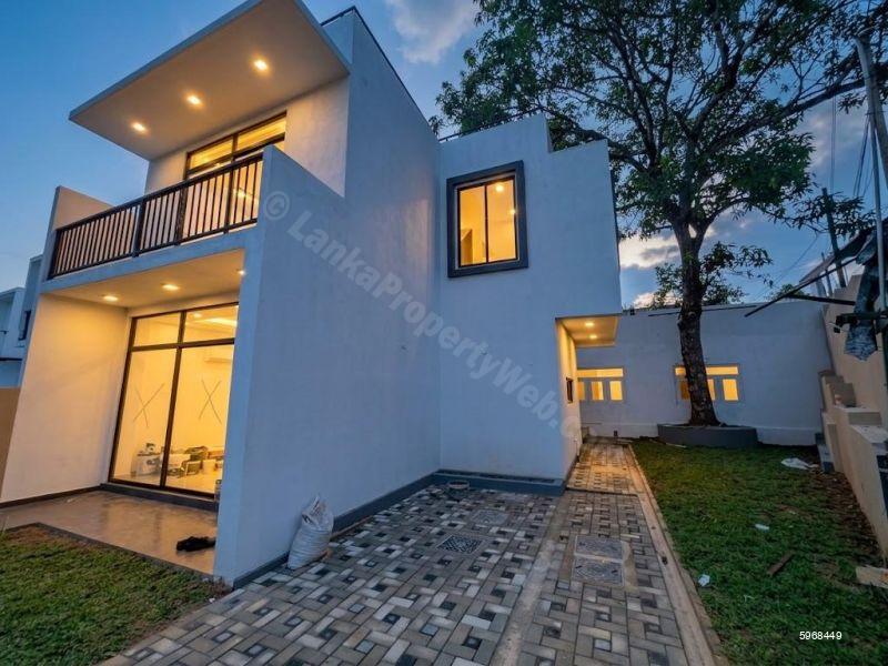 House for sale in Malabe
