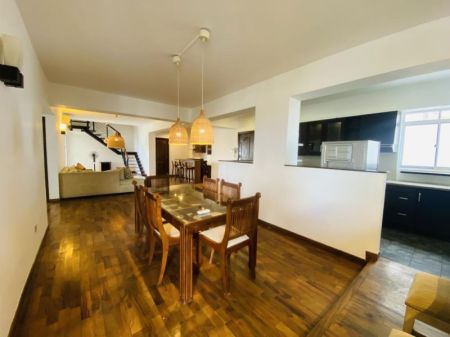 Dining room - Spacious 7 Bedroom Apartment For Rent