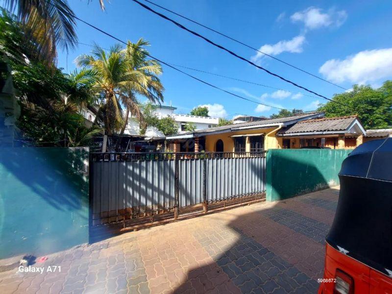 Exterior - House for sale in Colombo 15