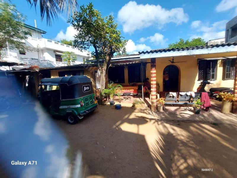 Exterior - House for sale in Colombo 15