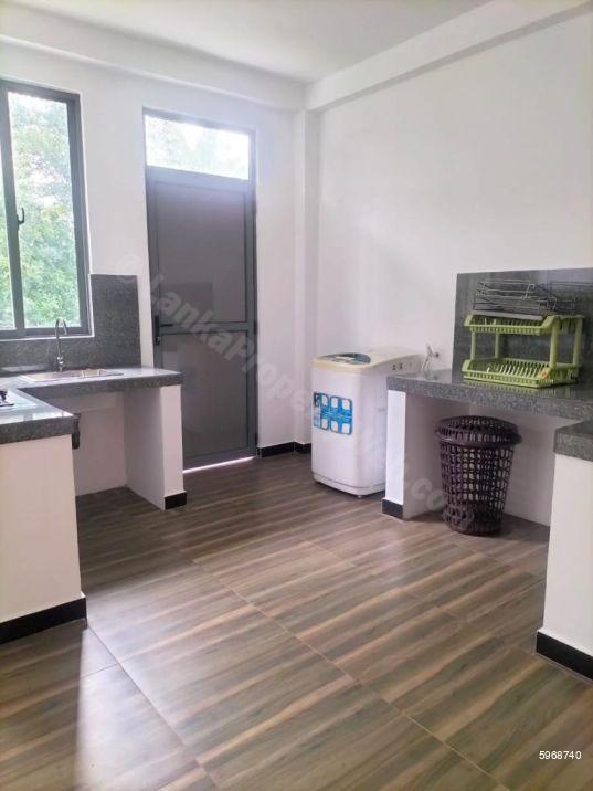 Commercial for sale in Homagama