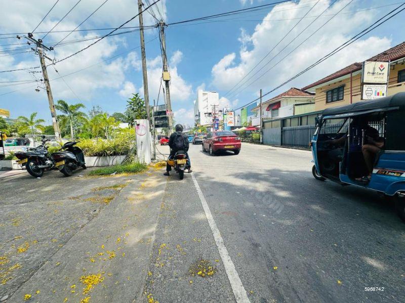 Commercial for sale in Rajagiriya