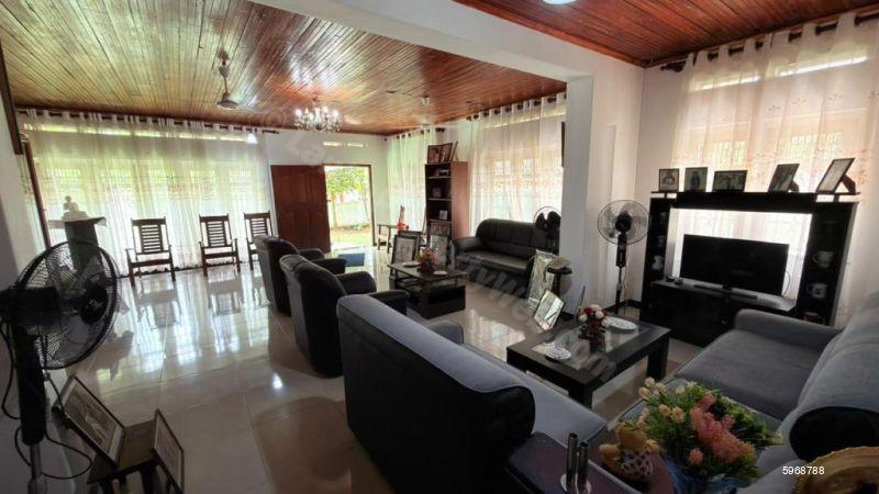 Commercial for sale in Kalutara