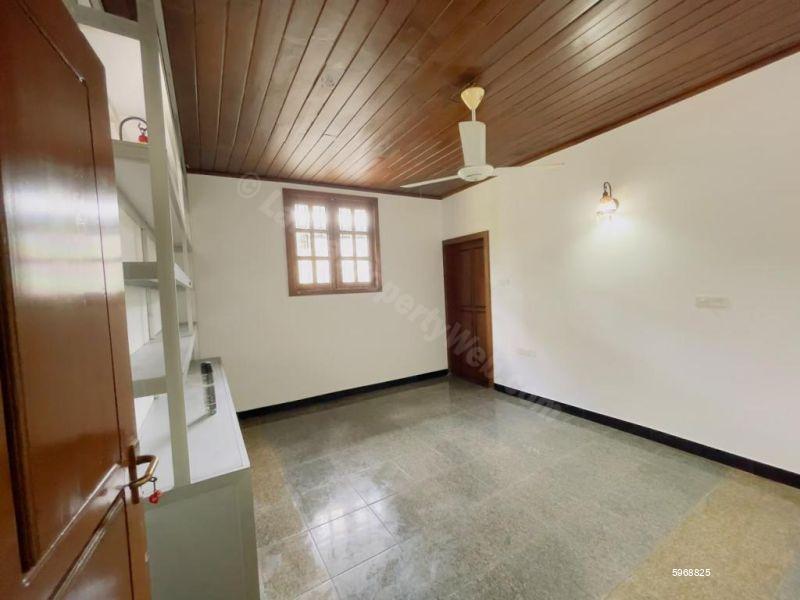 House for sale in Battaramulla