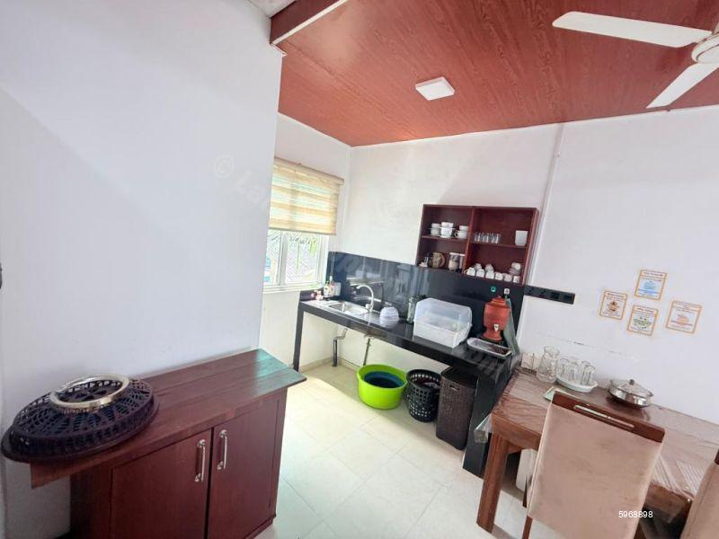 Commercial for rent in Colombo 6