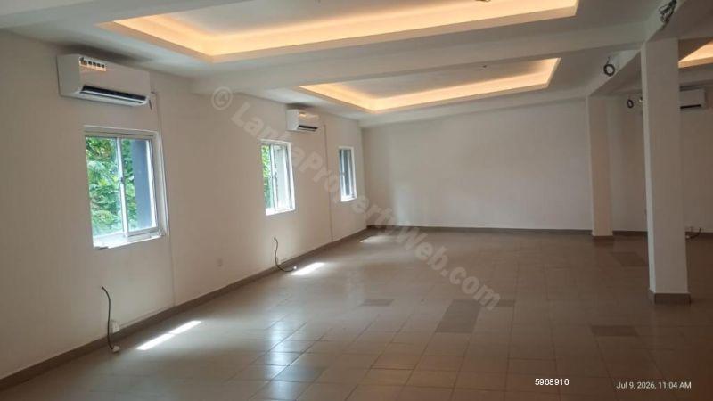 Commercial for rent in Colombo 7