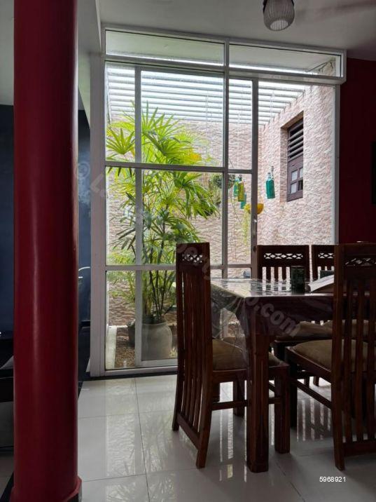 House for sale in Dehiwala