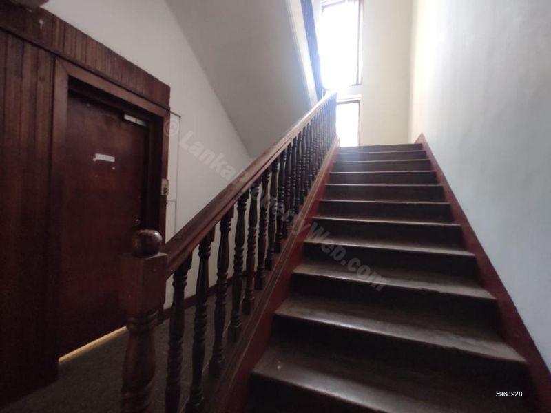 Commercial for rent in Colombo 7