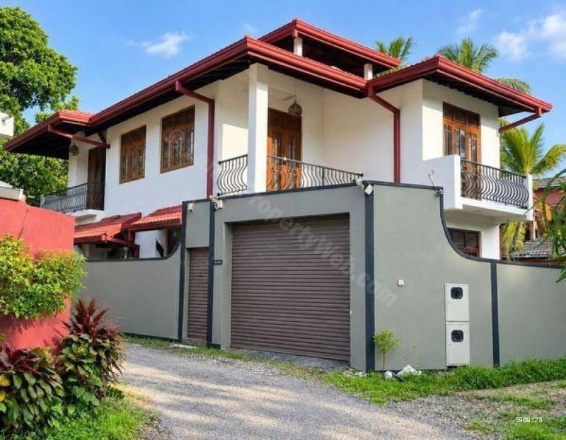 Exterior - House for rent in Thalawathugoda
