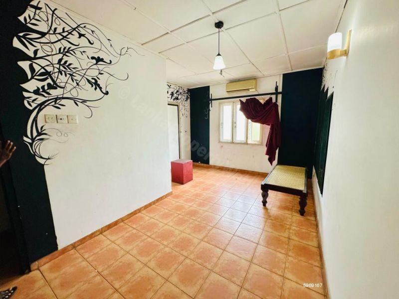 Commercial for sale in Moratuwa