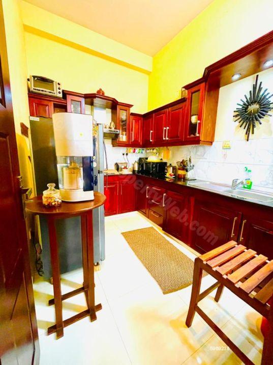 Kitchen - Apartment for sale in Dehiwala