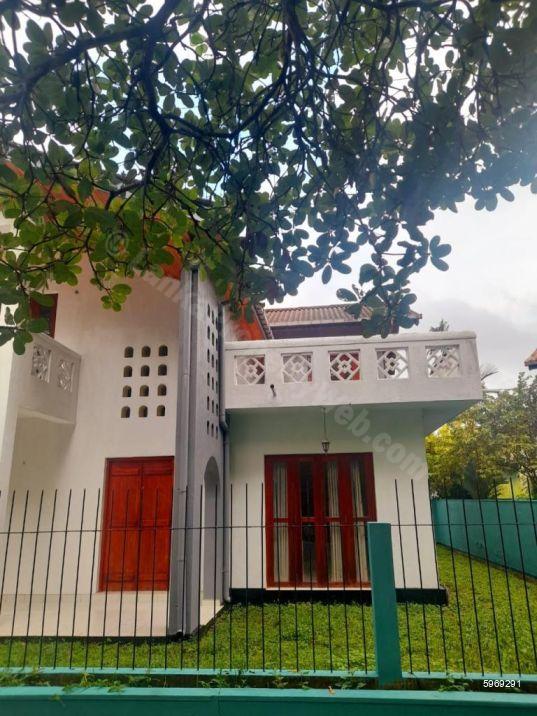 House for sale in Ja Ela