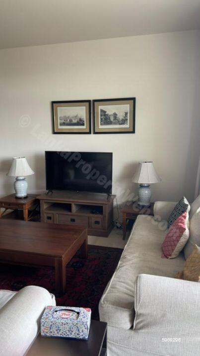 Living Room - Apartment for rent in Colombo 5