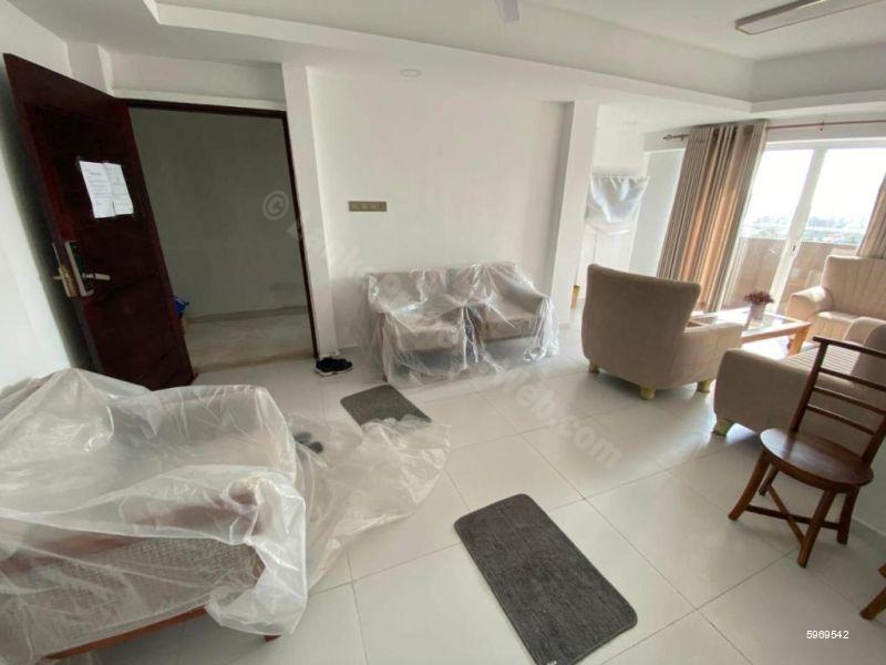 Living Room - Apartment for rent in Colombo 5