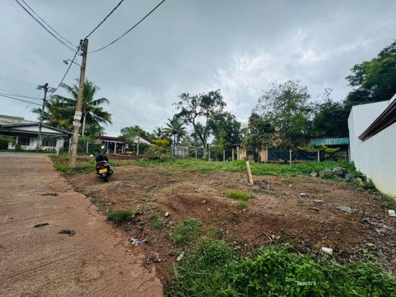 Bare Land for sale in Kadawatha