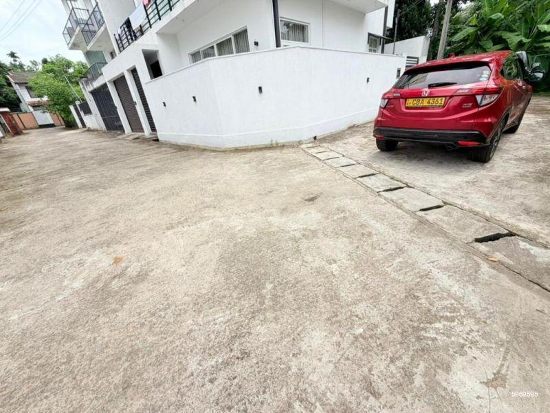 Bare Land for sale in Battaramulla