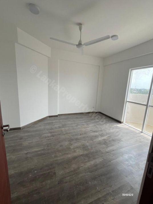 Apartment for sale in Dehiwala