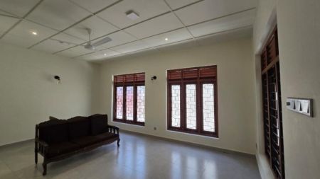 Living Room - House For Rent In Colombo 15 (file Number 4072a)